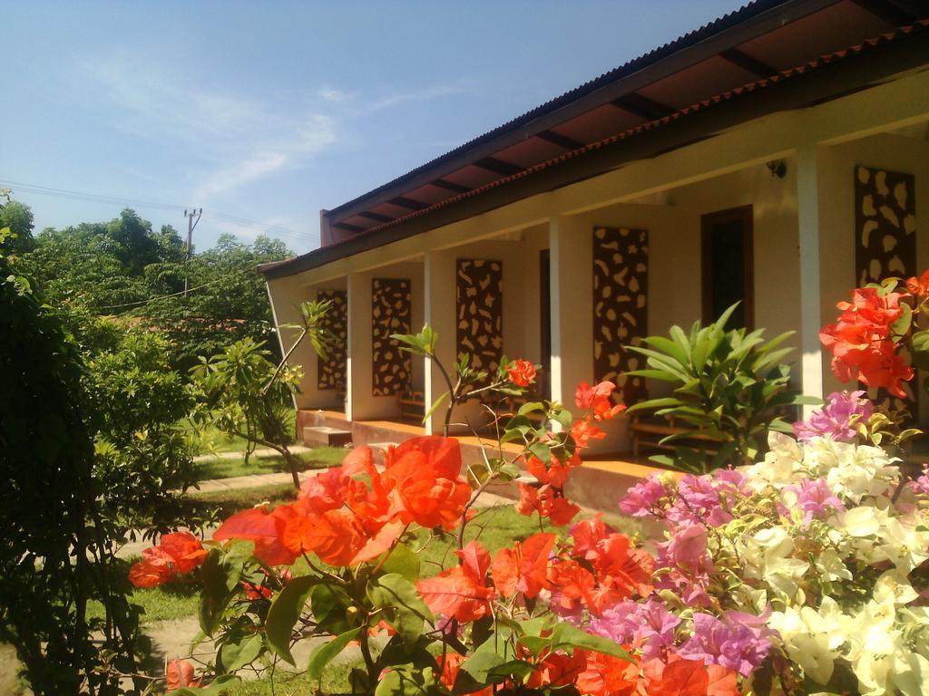 Kiayazo Hotel กีลีตราวางัน ภายนอก รูปภาพ