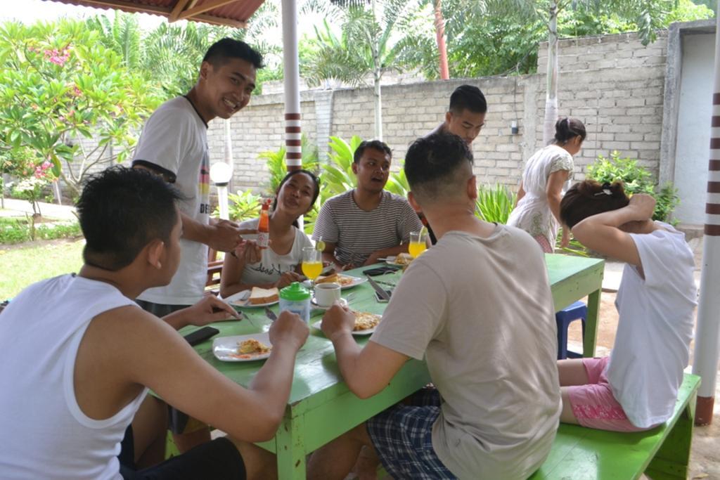 Kiayazo Hotel กีลีตราวางัน ภายนอก รูปภาพ